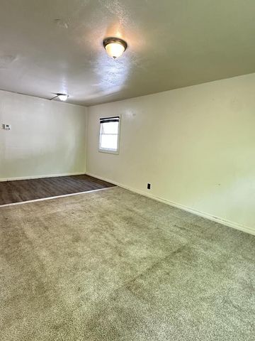 5037 N 32nd STREET, Milwaukee, WI 53209