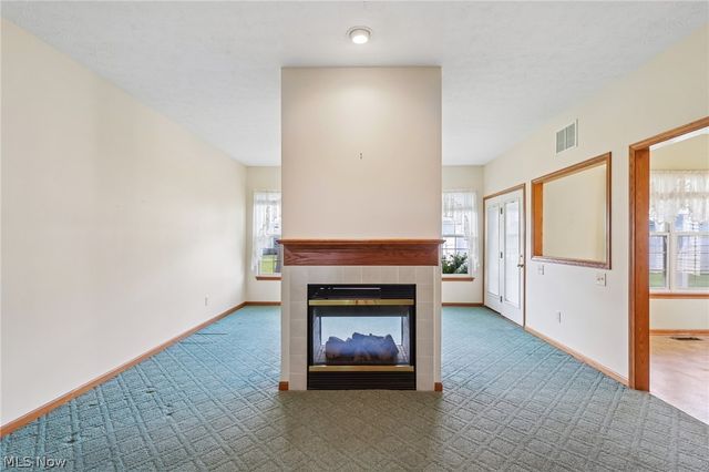 173 Saint Charles Place, Elyria, OH 44035