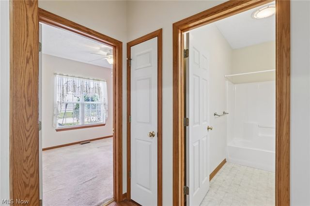 173 Saint Charles Place, Elyria, OH 44035