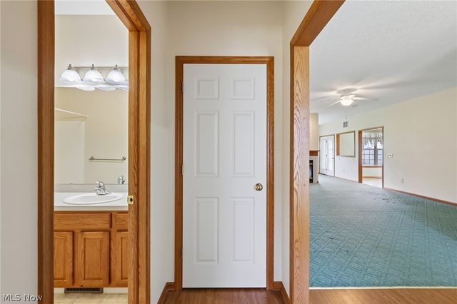 173 Saint Charles Place, Elyria, OH 44035