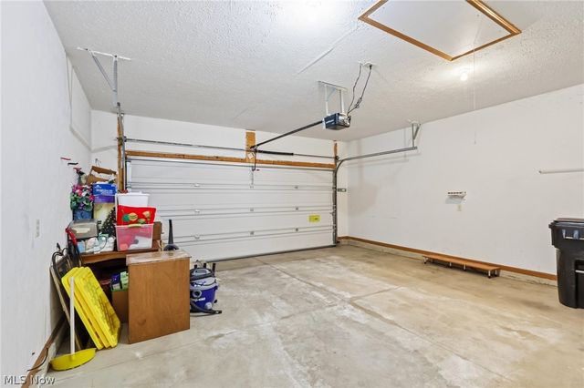 173 Saint Charles Place, Elyria, OH 44035