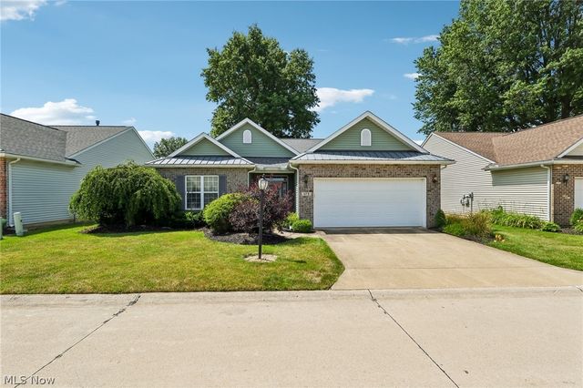 173 Saint Charles Place, Elyria, OH 44035