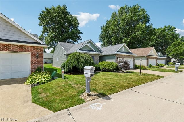 173 Saint Charles Place, Elyria, OH 44035