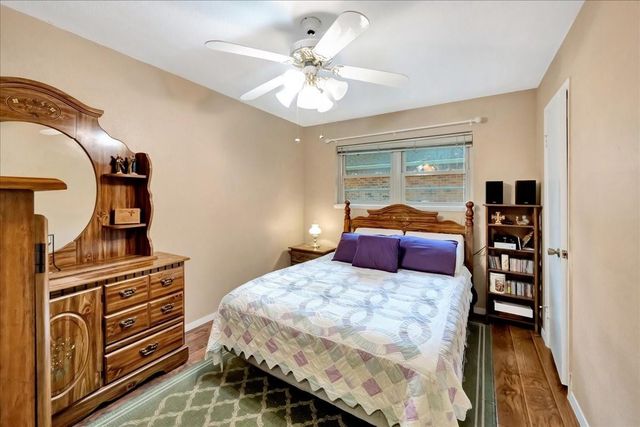 1403 Newport Boulevard, League City, TX 77573