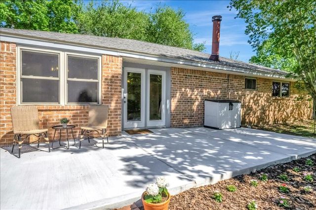 1403 Newport Boulevard, League City, TX 77573