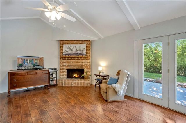 1403 Newport Boulevard, League City, TX 77573