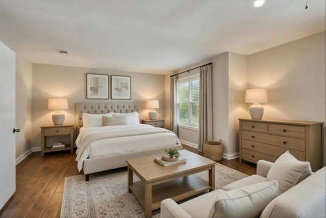 1403 Newport Boulevard, League City, TX 77573