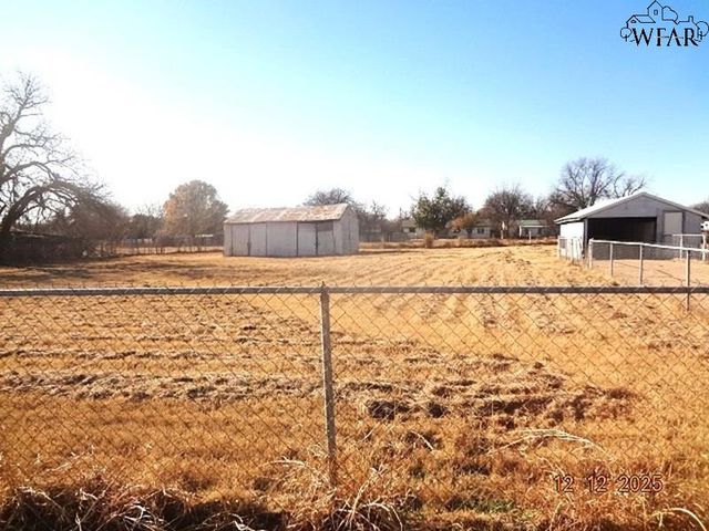 1030 LANDON LANE, Wichita Falls, TX 76306