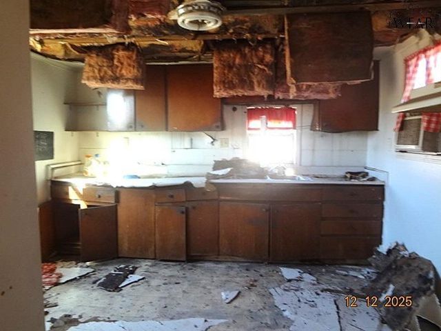 1030 LANDON LANE, Wichita Falls, TX 76306