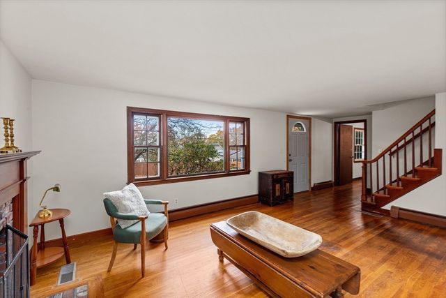 12 Rome Ave, Kingston, MA 02364