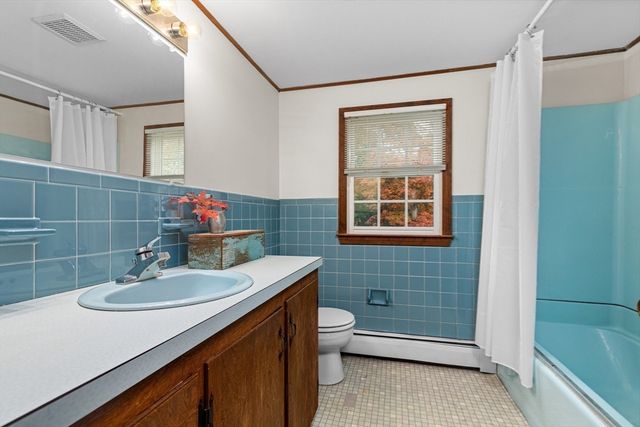 12 Rome Ave, Kingston, MA 02364