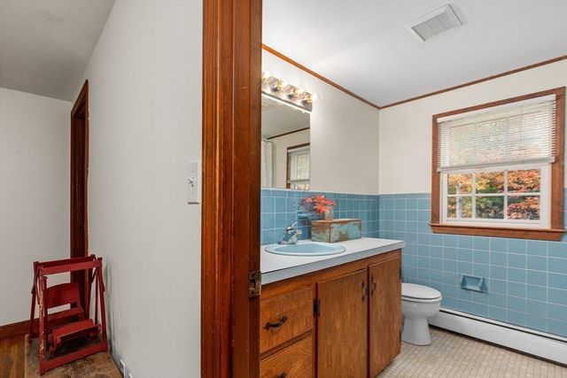 12 Rome Ave, Kingston, MA 02364