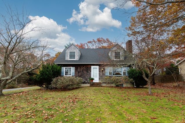 12 Rome Ave, Kingston, MA 02364