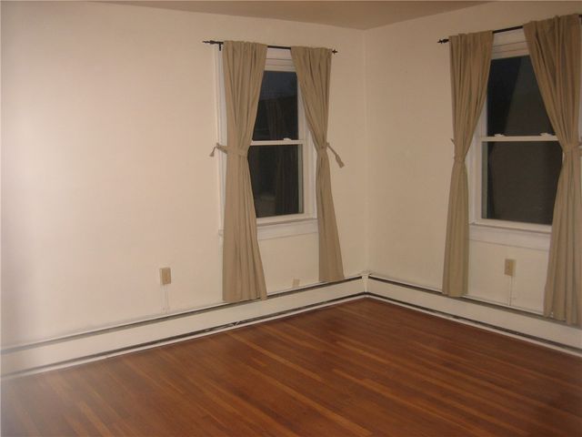 960 S Braddock Ave 2, Swissvale, PA 15221