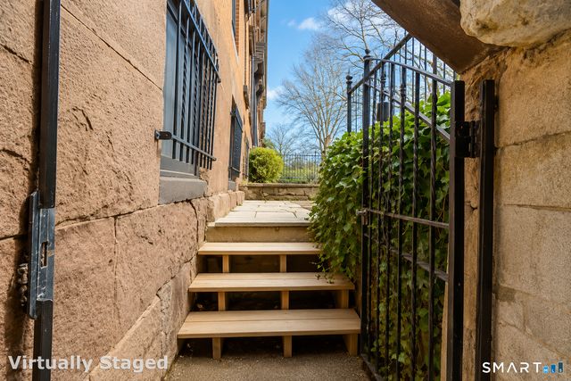 58 Buckingham Street A, Hartford, CT 06105