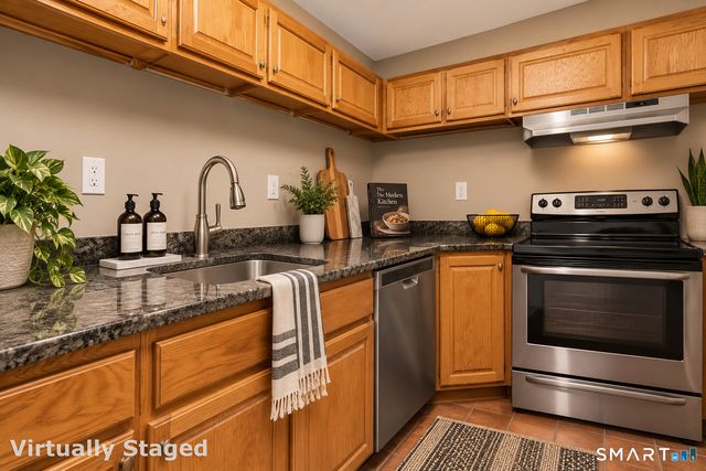 58 Buckingham Street A, Hartford, CT 06105