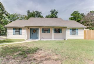 3328 Mangrove Street, Gautier, MS 39553