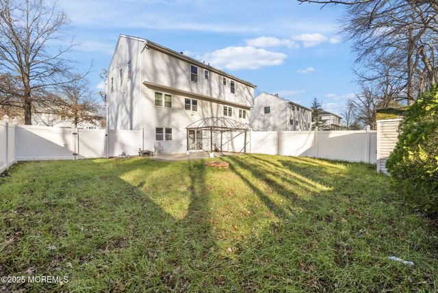 21 Lone Star Lane, Manalapan, NJ 07726