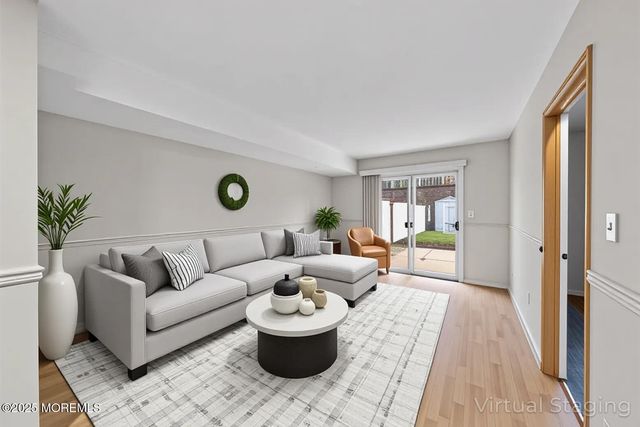 21 Lone Star Lane, Manalapan, NJ 07726