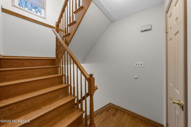 21 Lone Star Lane, Manalapan, NJ 07726