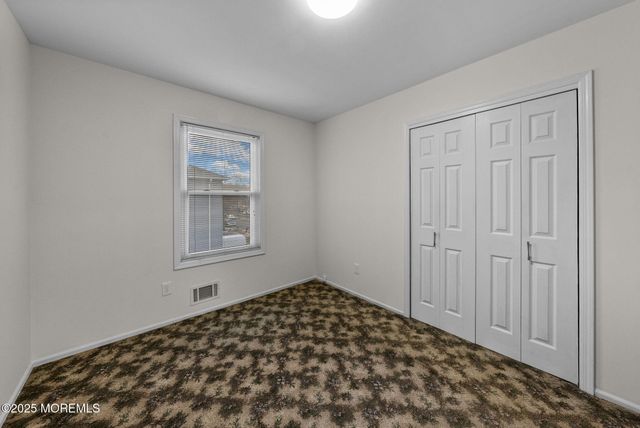 21 Lone Star Lane, Manalapan, NJ 07726