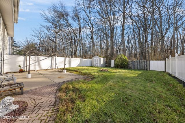 21 Lone Star Lane, Manalapan, NJ 07726