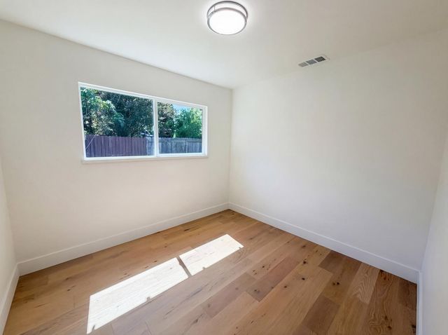 1128 Hobart Dr, Marysville, CA 95901