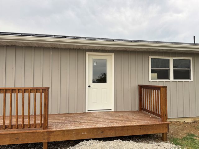 2056A Big Bend Road, Ellston, IA 50074