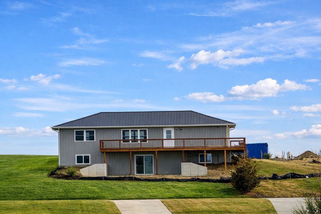2056A Big Bend Road, Ellston, IA 50074