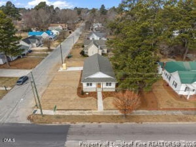 206 S Wall Street, Benson, NC 27504