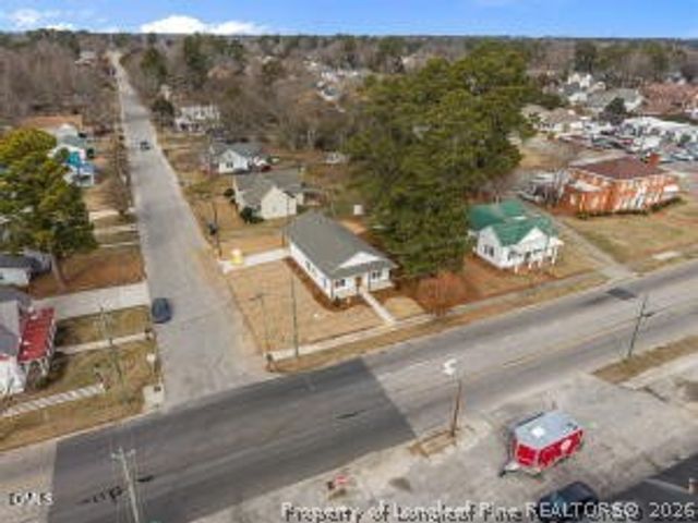 206 S Wall Street, Benson, NC 27504