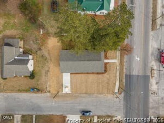 206 S Wall Street, Benson, NC 27504