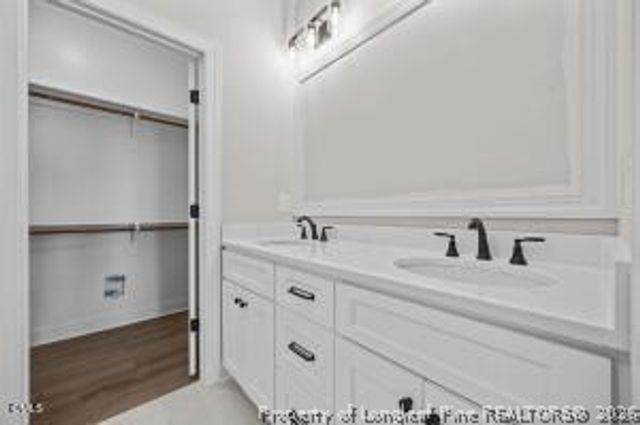 206 S Wall Street, Benson, NC 27504