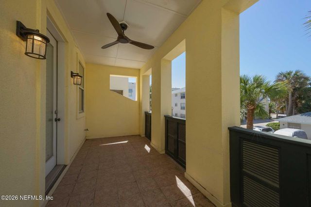 117 SEA GROVE Lane, Jacksonville Beach, FL 32250