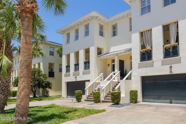 117 SEA GROVE Lane, Jacksonville Beach, FL 32250