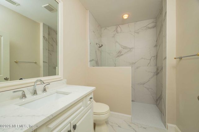 117 SEA GROVE Lane, Jacksonville Beach, FL 32250