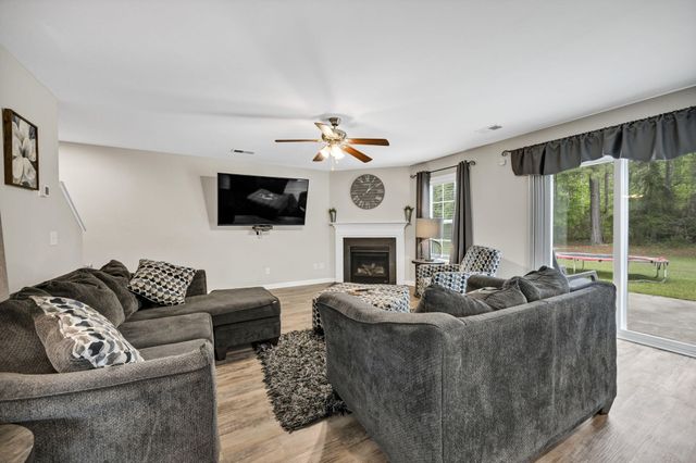 291 Harvester, Hopkins, SC 29061