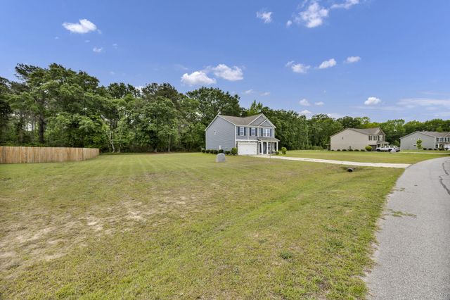 291 Harvester, Hopkins, SC 29061