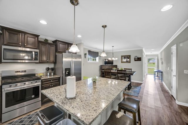 291 Harvester, Hopkins, SC 29061