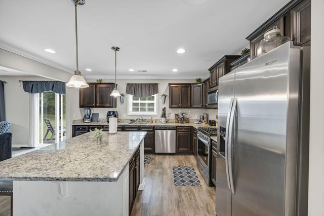 291 Harvester, Hopkins, SC 29061