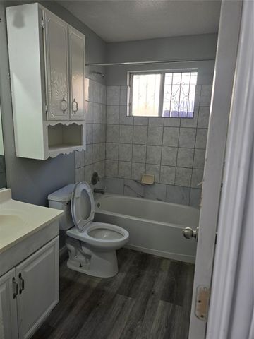 11018 Clark Road, Houston, TX 77076