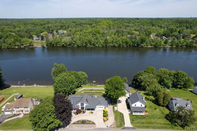 2950 State Route 48, Minetto, NY 13126