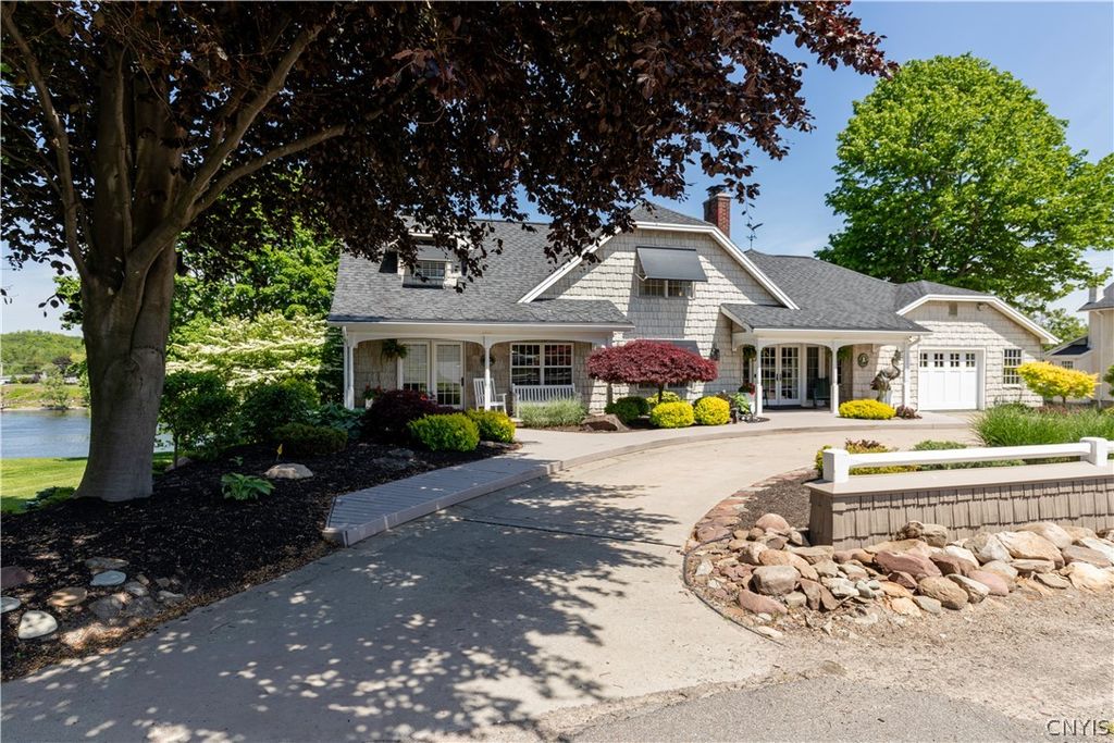 2950 State Route 48, Minetto, NY 13126