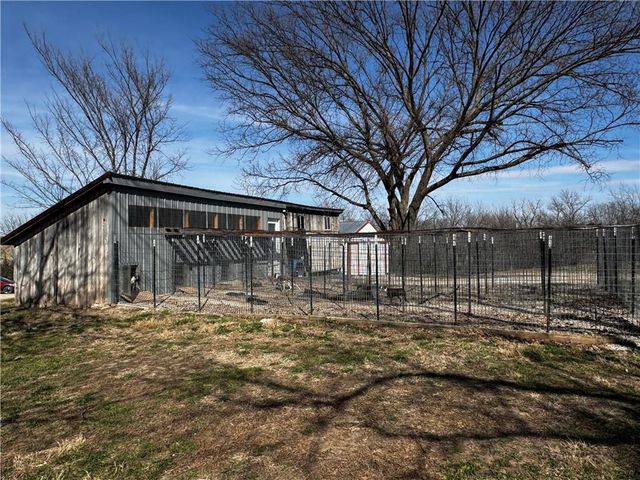 21352 State Highway 46 Highway, Maryville, MO 64468