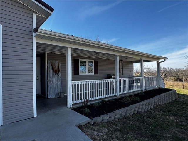 21352 State Highway 46 Highway, Maryville, MO 64468