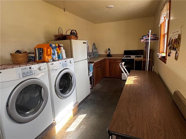 21352 State Highway 46 Highway, Maryville, MO 64468