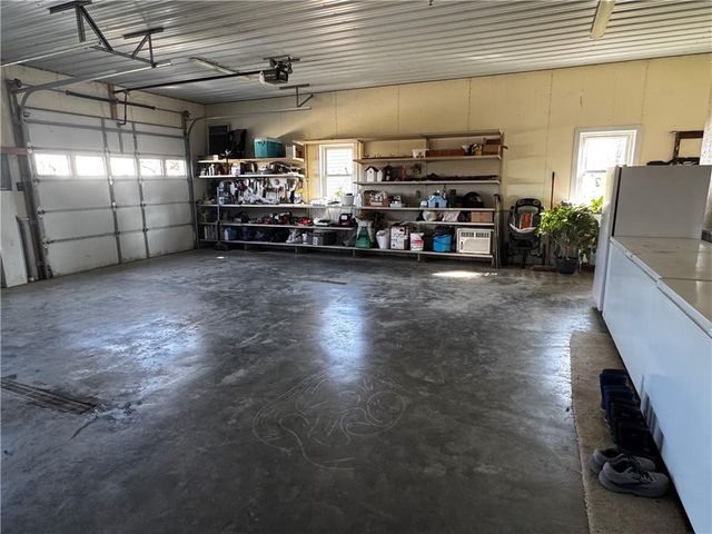 21352 State Highway 46 Highway, Maryville, MO 64468