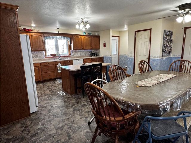 21352 State Highway 46 Highway, Maryville, MO 64468