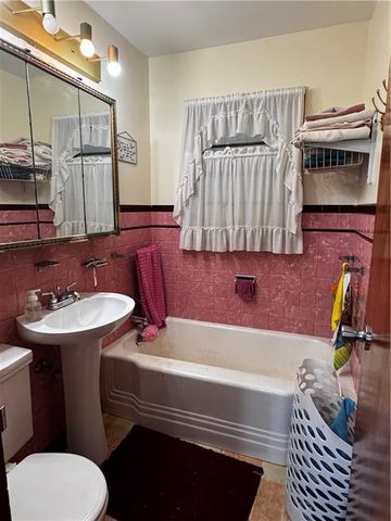 21352 State Highway 46 Highway, Maryville, MO 64468