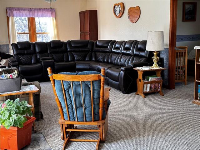 21352 State Highway 46 Highway, Maryville, MO 64468